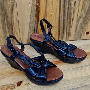 Naya Anthro Maher Black Wedge Leather Sandal Size 9